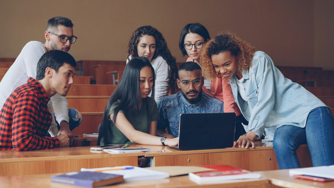 programming students in classroom